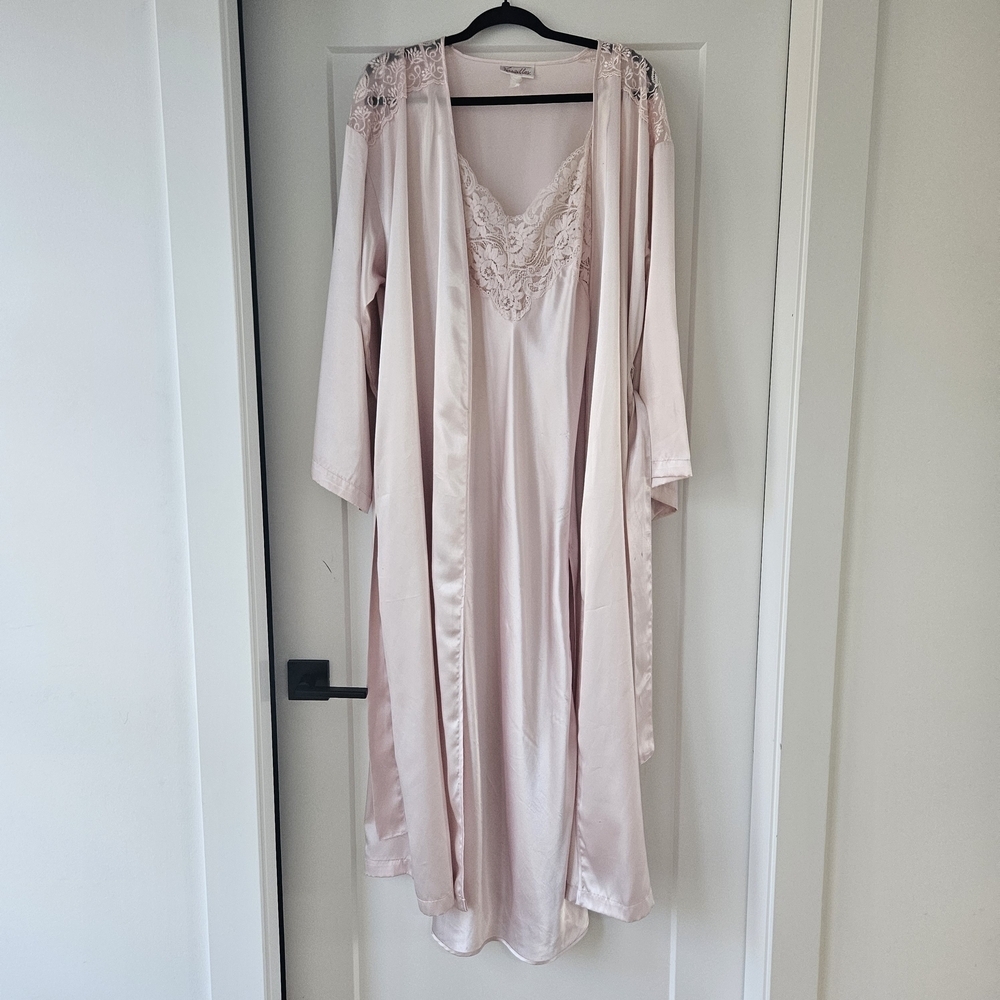 Versailles Luxurious Blush Satin Robe with Lace Detail Slip Dress Set